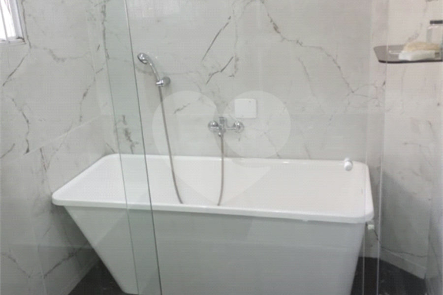 Sobrado à venda com 3 quartos, sendo 1 suíte, em Jardim Santa Beatriz, Guarulhos, SP