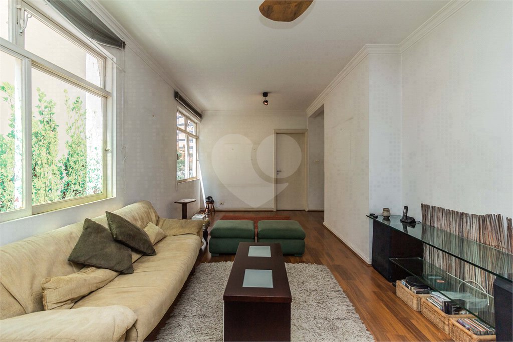 Apartamento à venda com 3 quartos, sendo 1 suíte, em Itaim Bibi, São Paulo, SP