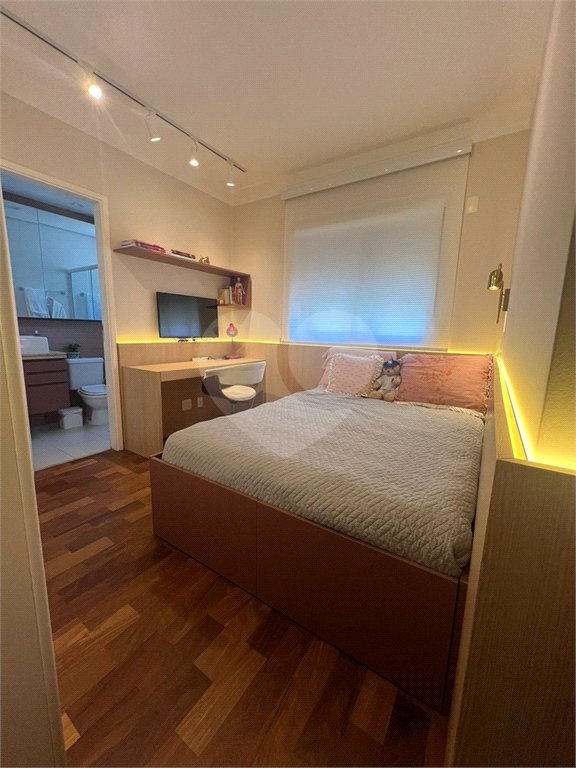 Apartamento à venda com 4 quartos, sendo 2 suítes,  em Brooklin Paulista, São Paulo, SP
