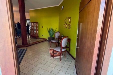 Casa à venda com 3 quartos, sendo 1 suíte,  em Santos Dumont, Três Lagoas, MS