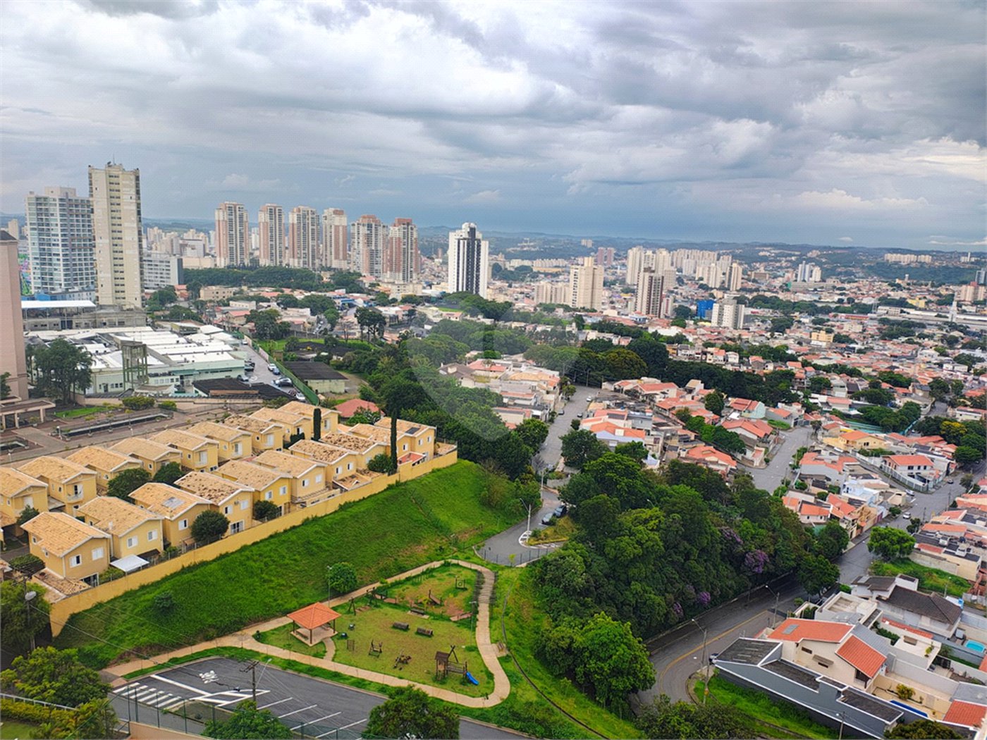 Cobertura à venda com 3 quartos, sendo 1 suíte, em Jardim Bonfiglioli, Jundiaí, SP