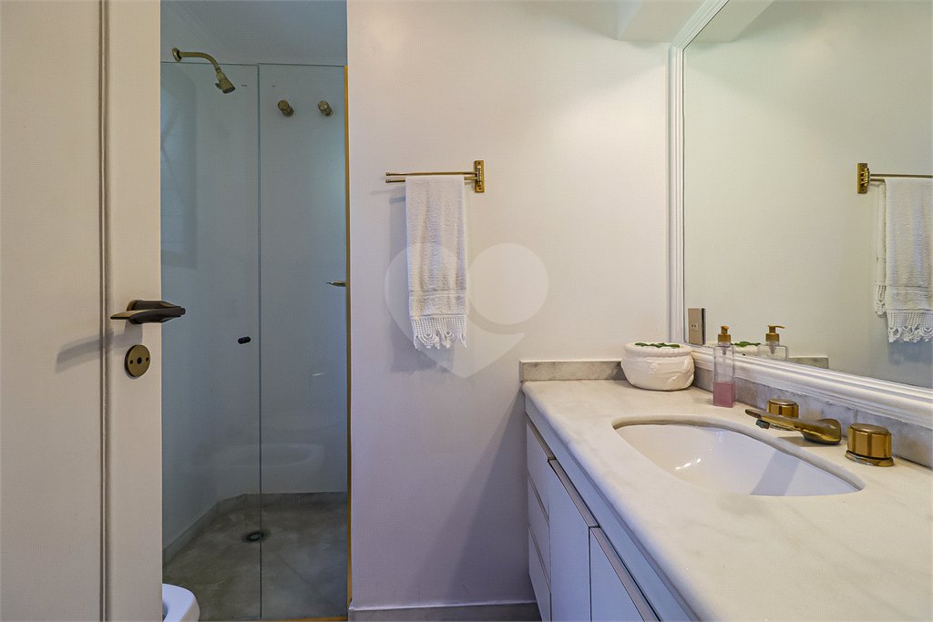 Apartamento à venda ou para alugar com 4 suítes em Jardim Vitória Régia, São Paulo, SP