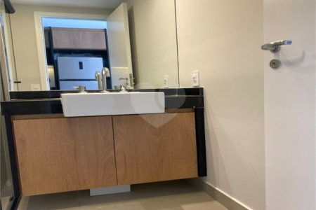 Apartamento para alugar com 1 quarto em Santo Amaro, São Paulo, SP