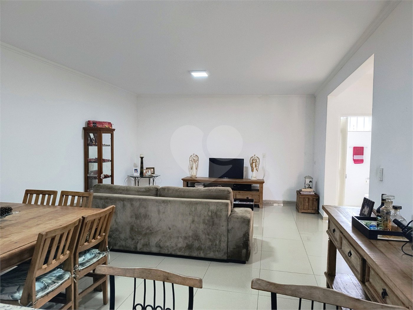 Casa à venda com 4 suítes em Roseira, Mairiporã, SP