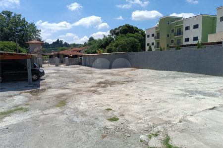 Casa à venda com 5 quartos, sendo 3 suítes, em Jardim Villaça, São Roque, SP