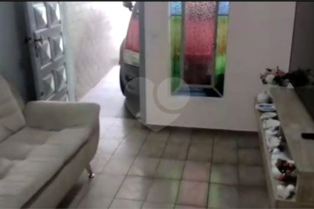 Casa Térrea à venda com 6 quartos em Jardim Rosana, São Paulo, SP