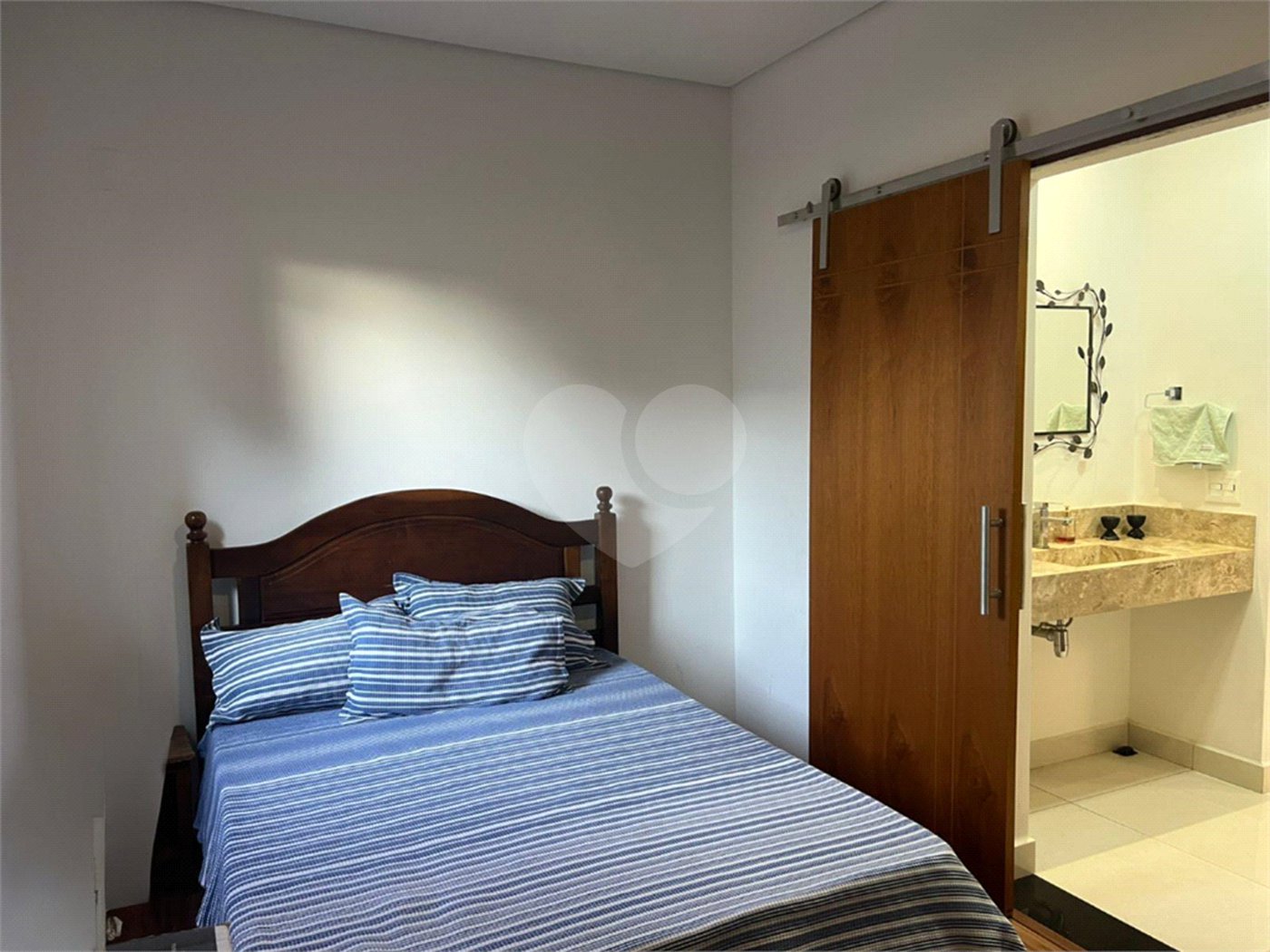 Casa à venda com 4 quartos, sendo 3 suítes, no condomínio Ibiti Reserva, Sorocaba - SP