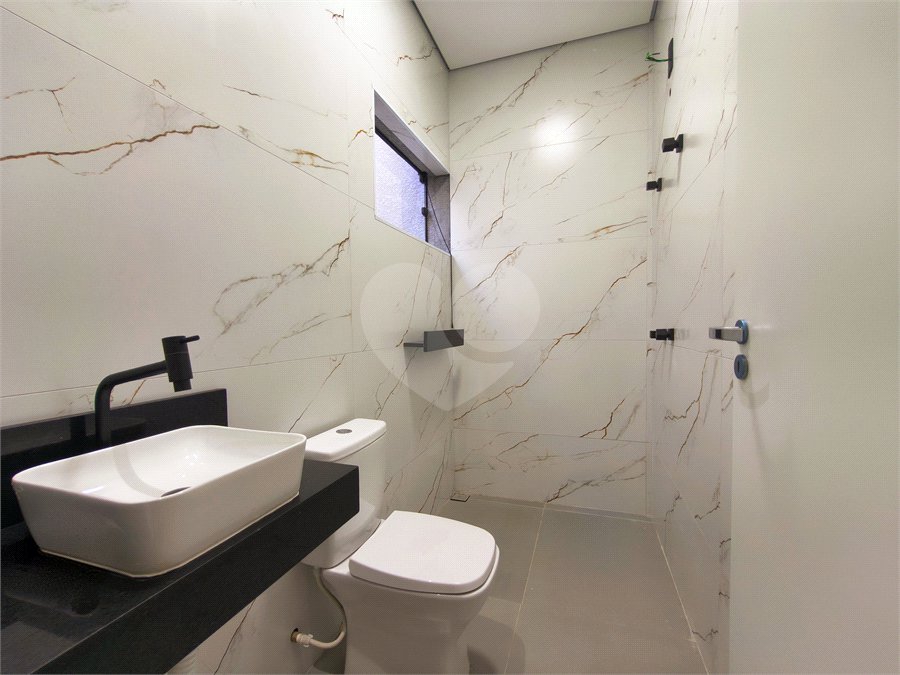 Casa à venda com 3 quartos, sendo 1 suíte, no condomínio Horto Florestal Villagio, Sorocaba - SP