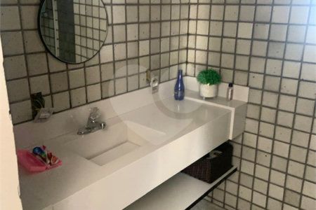 Casa à venda ou para alugar com 7 quartos, sendo 5 suítes,  no condomínio Shambala 3, Atibaia - SP