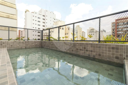 Apartamento à venda com 3 quartos, sendo 2 suítes, em Pinheiros, São Paulo, SP