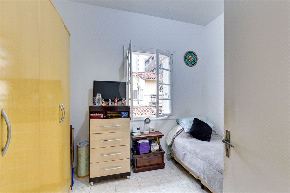 Sobrado à venda com 3 quartos, sendo 1 suíte, em Alto da Boa Vista, São Paulo, SP