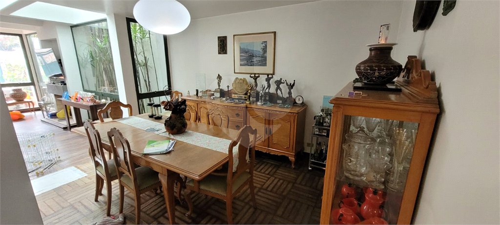 Casa à venda ou para alugar com 3 quartos, sendo 2 suítes, em Alto da Boa Vista, São Paulo, SP