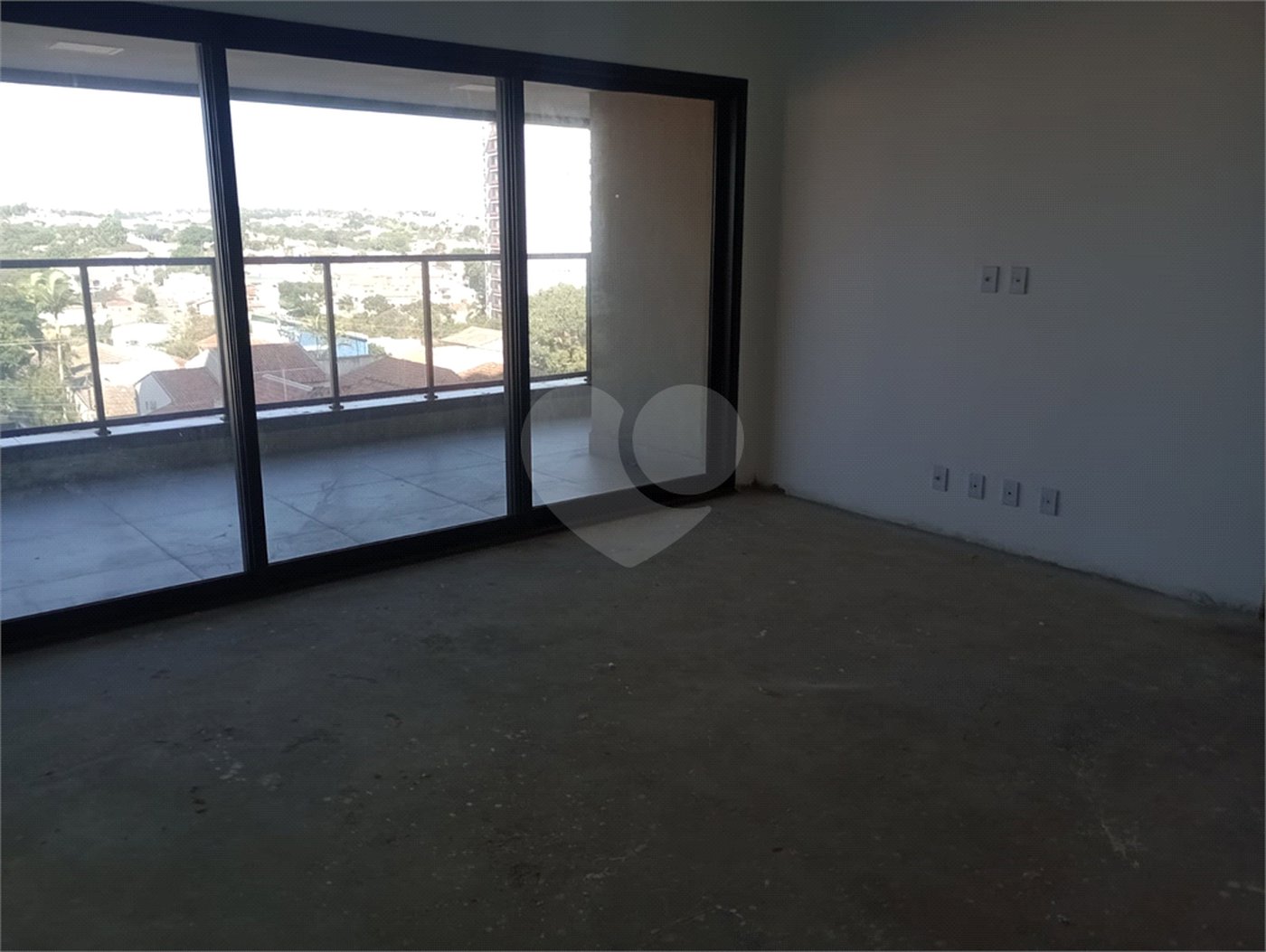 Apartamento à venda com 3 suítes no Centro, Itapetininga, SP