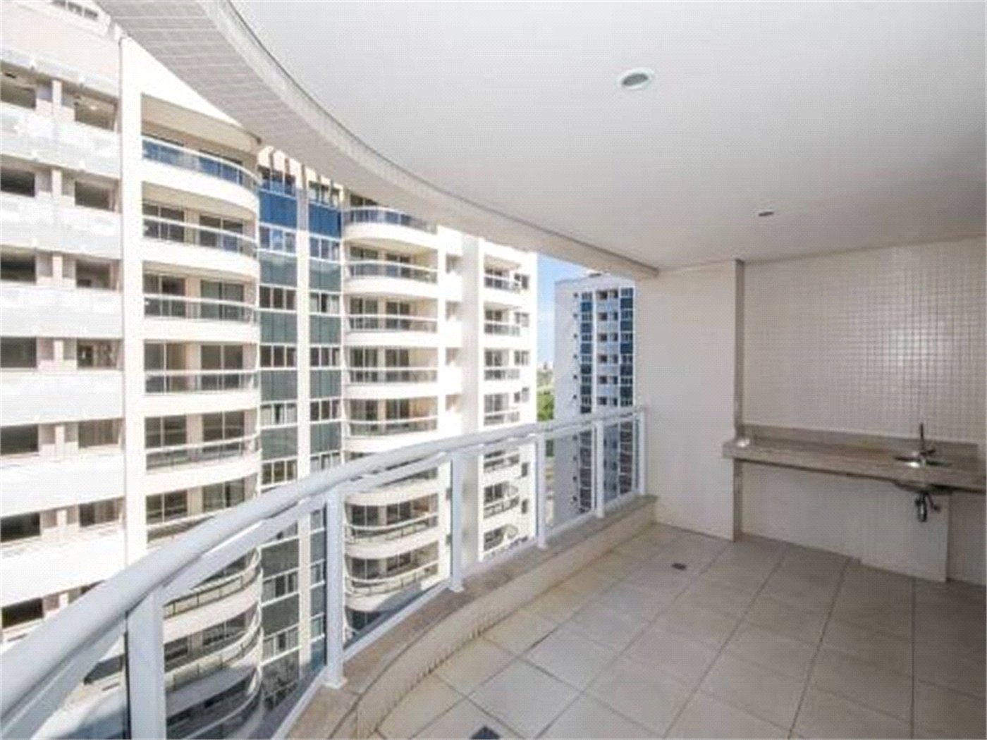 Apartamento à venda com 2 quartos, sendo 1 suíte,  em Camorim, Rio de Janeiro, RJ