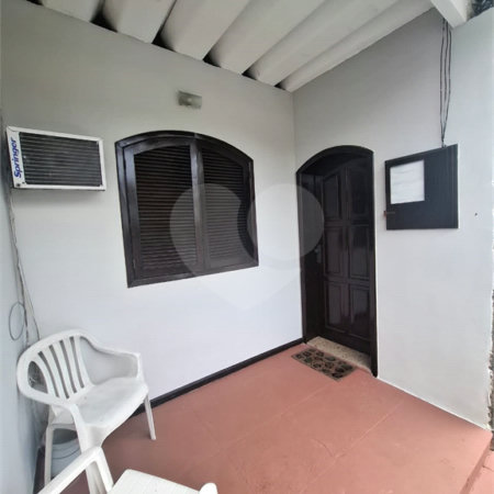 Casa Térrea à venda com 2 quartos, sendo 1 suíte, em Campo Grande, Rio de Janeiro, RJ