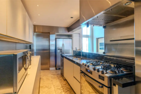Apartamento à venda com 4 quartos, sendo 3 suítes, em Cidade Monções, São Paulo, SP