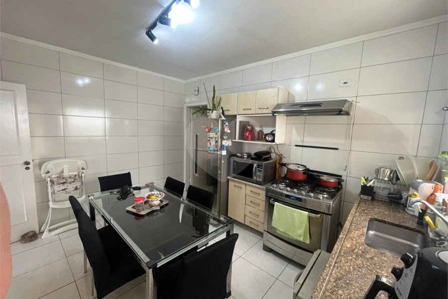 Casa à venda com 4 quartos, sendo 1 suíte, em Horto, São Paulo, SP