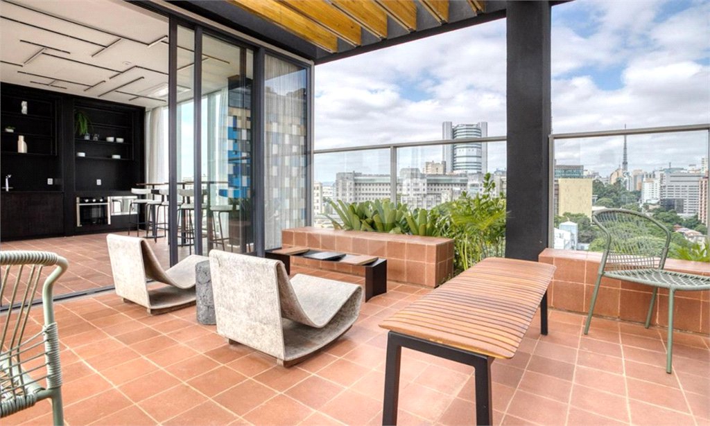 Apartamento à venda ou para alugar com 1 suíte em Pinheiros, São Paulo, SP