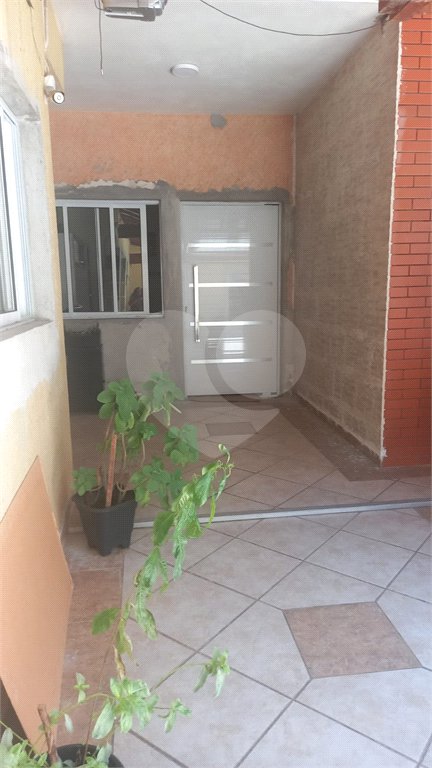 Casa à venda com 5 quartos, sendo 2 suítes, em Jardim Santa Clara, Guarulhos, SP