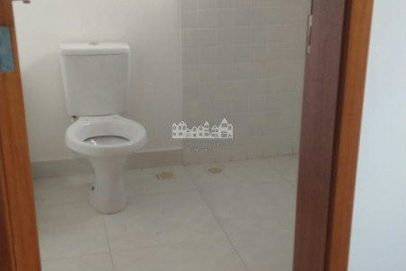 Casa à venda com 3 quartos, sendo 2 suítes, em Jardim do Lago, Atibaia, SP