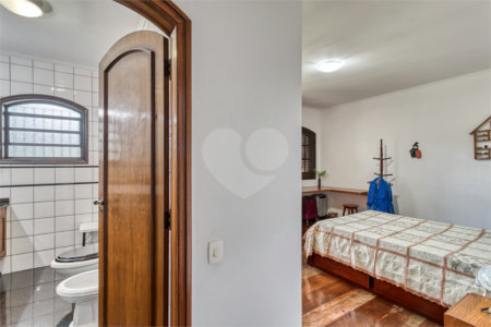 Casa Térrea à venda com 4 suítes em Alto da Boa Vista, São Paulo, SP