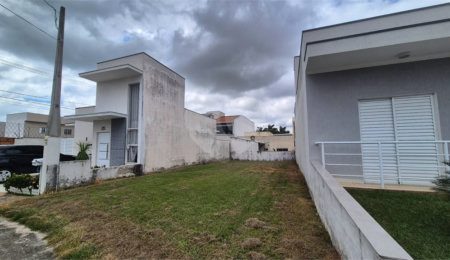 Terreno à venda no condomínio Horto Florestal II, Sorocaba - SP