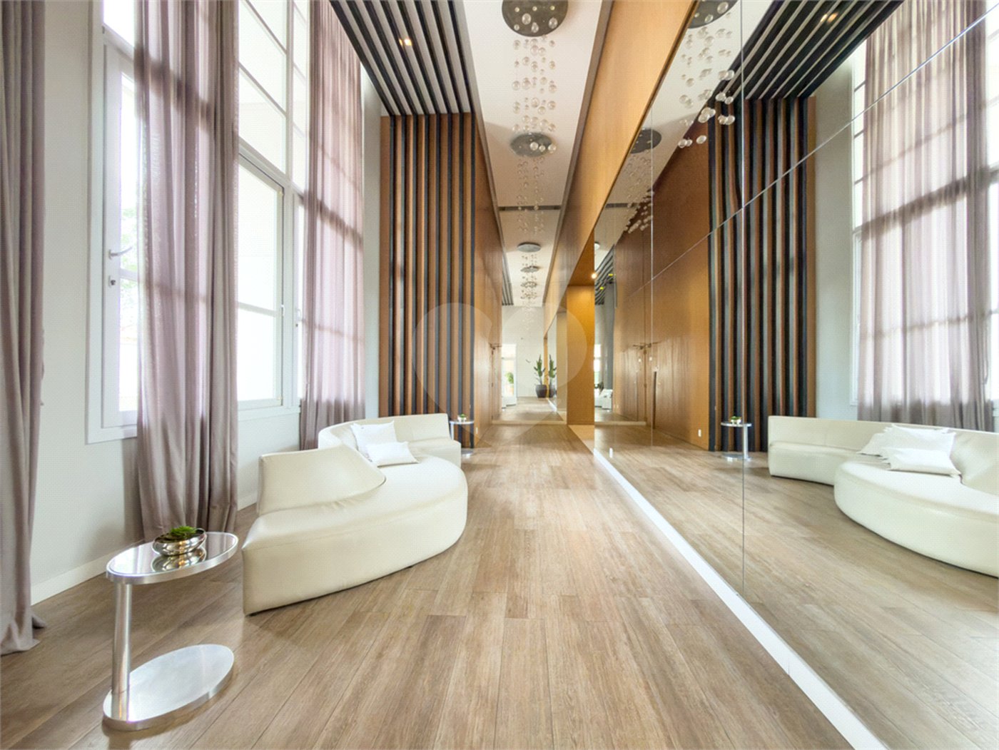 Apartamento à venda com 2 quartos, sendo 1 suíte,  em Vila Mariana, São Paulo, SP