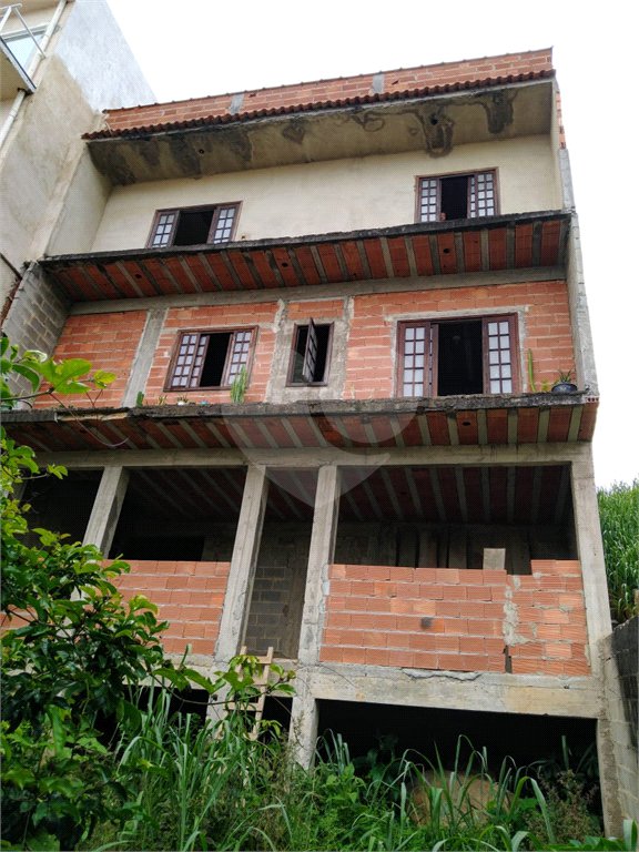 Casa à venda com 4 quartos, sendo 2 suítes, em Campo Grande, Rio de Janeiro, RJ