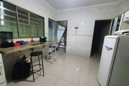 Casa à venda com 3 quartos, sendo 1 suíte, em Jardim Califórnia, Indaiatuba, SP