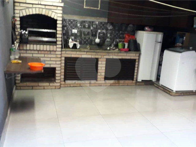 Sobrado à venda com 3 quartos, sendo 1 suíte,  em Vila Guilherme, São Paulo, SP