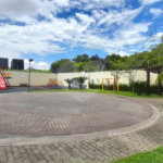 Casa à venda com 3 quartos, sendo 1 suíte, no condomínio Residencial Jardins, São Bernardo do Campo - SP