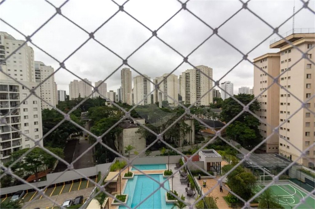 Apartamento à venda com 3 suítes em Campo Grande, São Paulo, SP