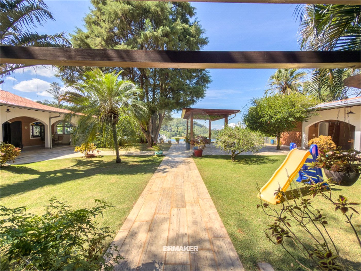 Casa à venda com 5 suítes no condomínio São Joaquim, Vinhedo - SP