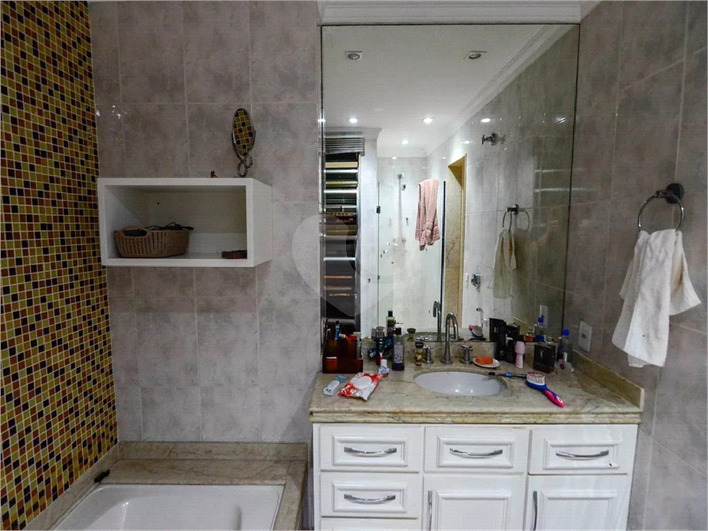 Apartamento à venda com 5 quartos, sendo 2 suítes, em Tijuca, Rio de Janeiro, RJ