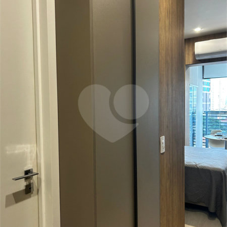 Apartamento à venda com 1 quarto em Jardim das Acácias, São Paulo, SP