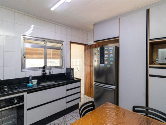 Casa à venda com 2 quartos, sendo 1 suíte,  no condomínio Colina de Goiás, São Paulo - SP