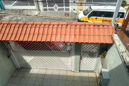 Sobrado à venda com 3 suítes em Vila Nivi, São Paulo, SP