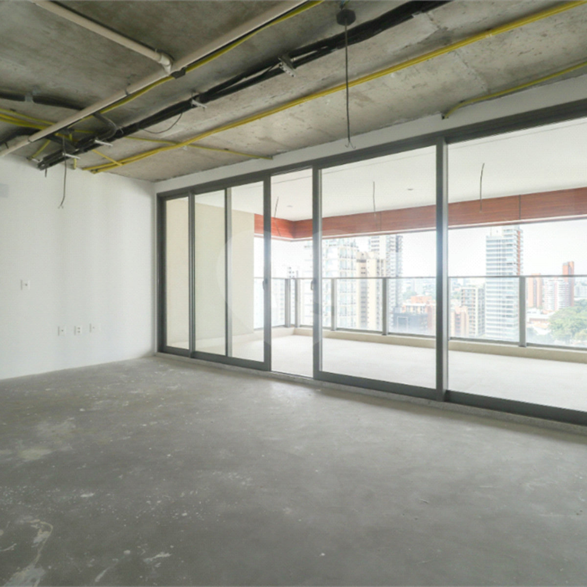 Apartamento à venda com 3 quartos, sendo 2 suítes,  em Brooklin, São Paulo, SP