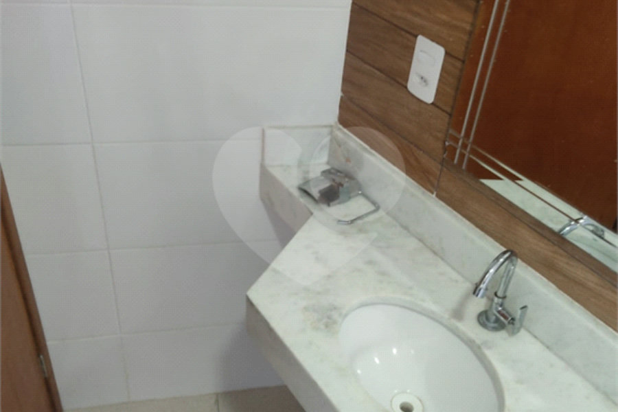 Casa à venda com 2 suítes no condomínio Ebe, São Paulo - SP