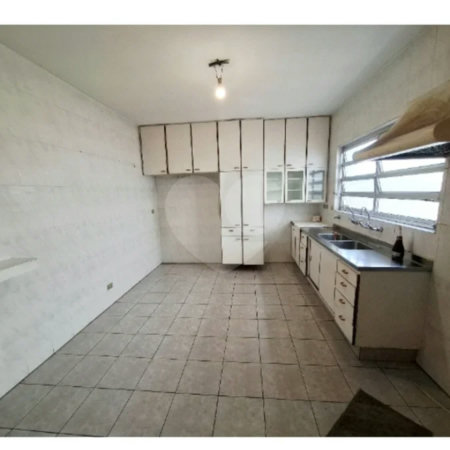 Sobrado à venda com 4 quartos, sendo 1 suíte, em Jardim Bonfiglioli, São Paulo, SP