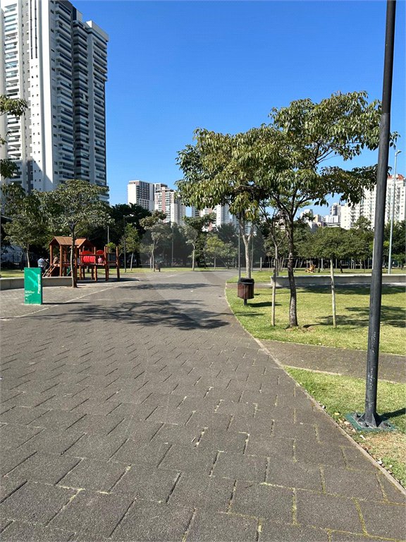Apartamento à venda com 3 suítes em Água Branca, São Paulo, SP