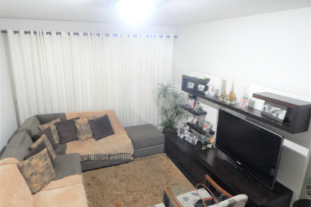 Sobrado à venda com 4 quartos, sendo 1 suíte, em Chácara Santo Antônio (zona Sul), São Paulo, SP