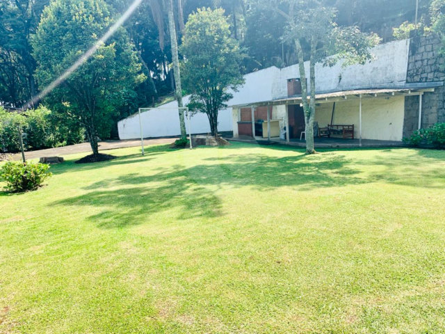 Casa Térrea à venda com 4 quartos, sendo 1 suíte,  em Serra da Cantareira, Mairiporã, SP