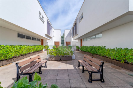 Casa à venda com 4 suítes no condomínio Villagio Quadrifolio, São Paulo - SP