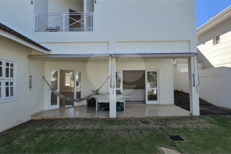 Casa à venda ou para alugar com 3 suítes no condomínio Jardim Theodora, Itu - SP