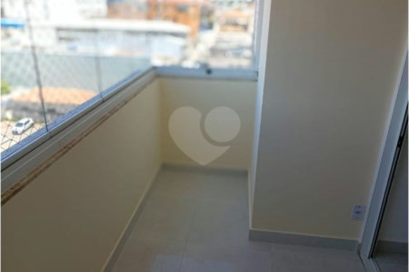 Apartamento à venda com 3 quartos, sendo 1 suíte, em Vila Gustavo, São Paulo, SP