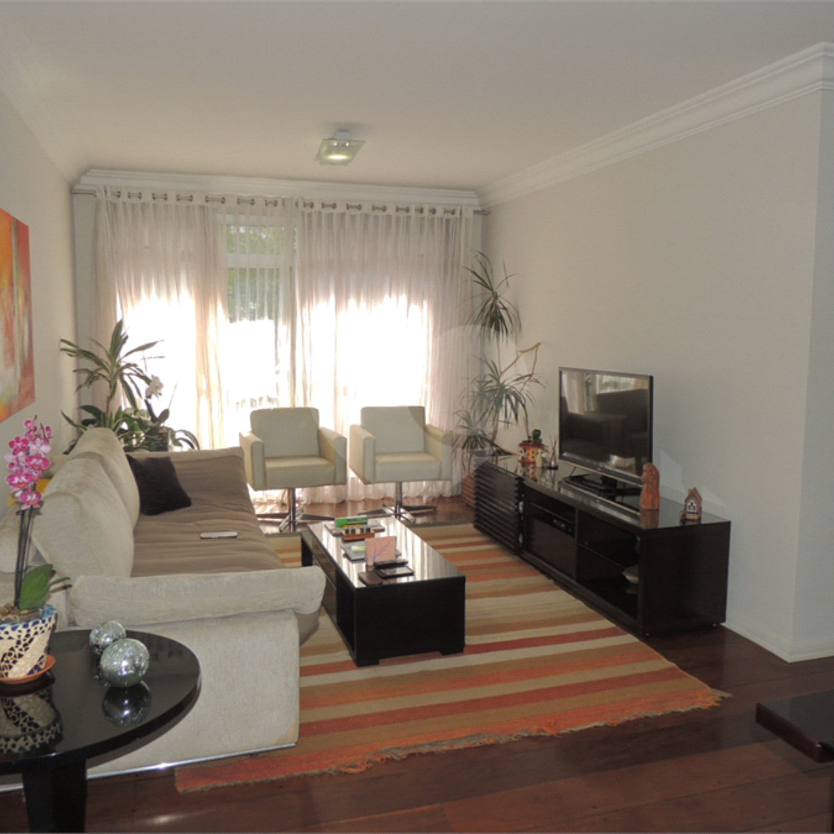 Apartamento à venda com 3 quartos, sendo 1 suíte, em Santo Amaro, São Paulo, SP