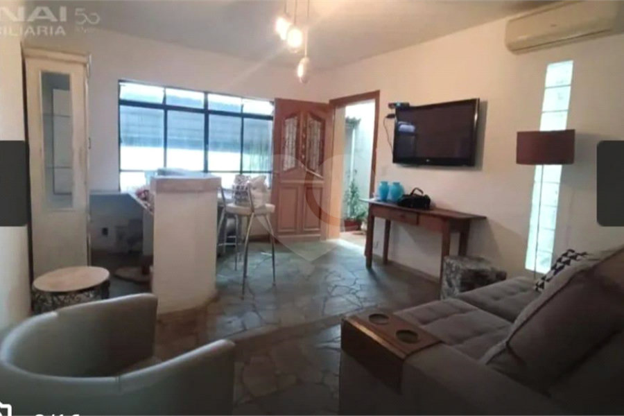 Casa à venda com 2 quartos, sendo 1 suíte,  em Barra Funda, São Paulo, SP