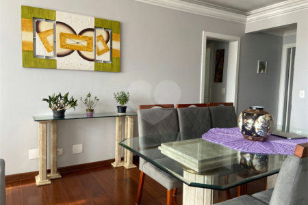 Apartamento à venda com 3 quartos, sendo 1 suíte, em Vila Paulicéia, São Paulo, SP