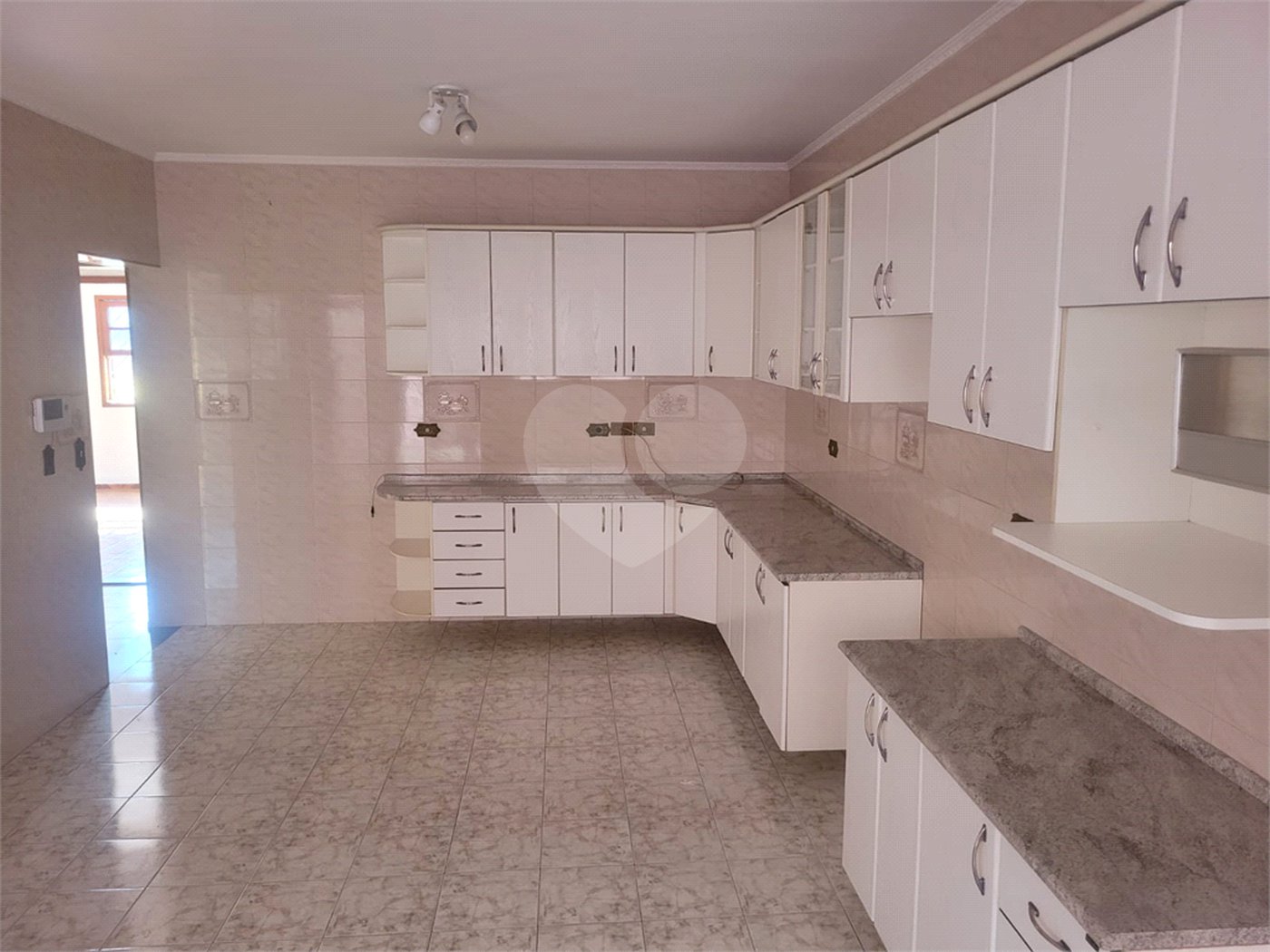 Sobrado à venda com 3 quartos, sendo 1 suíte,  em Vila Ester (zona Norte), São Paulo, SP